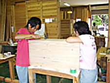 �C���^�[���V�b�v���͓X